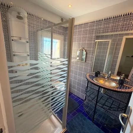 Villa Private With Large Pool Saint-Bres (Herault)
